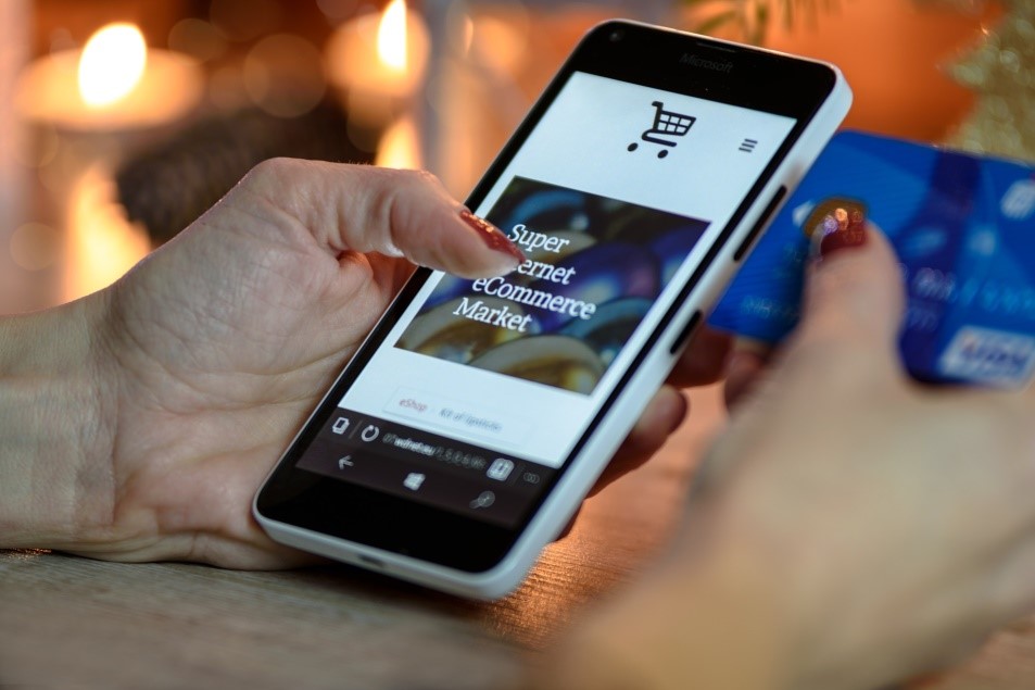 Menggiurkan, Jumlah Pengguna E-Commerce di Indonesia